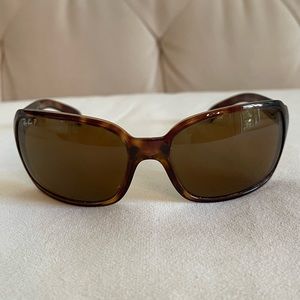 RAY BAN side street sunglasses tortoise frame 4068